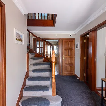 Avalon House Гостевой дом Голуэй