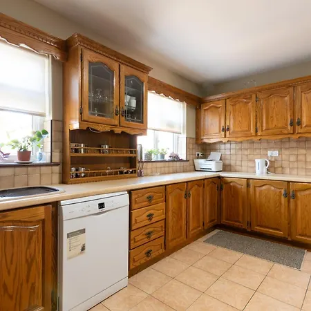 Avalon House * Galway