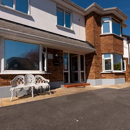 Konukevi Avalon House Galway