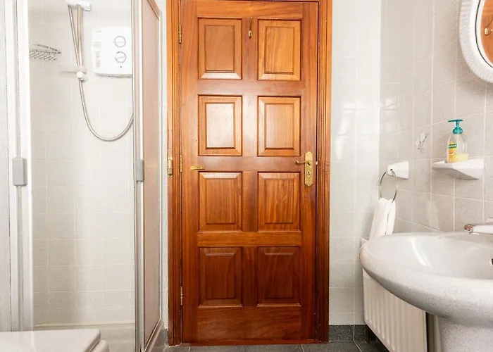 Avalon House * Голуэй