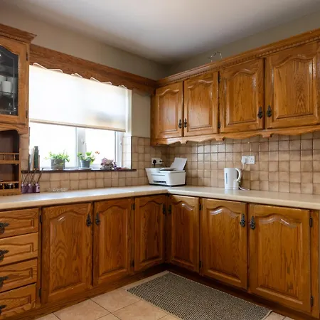 Avalon House * 戈尔韦