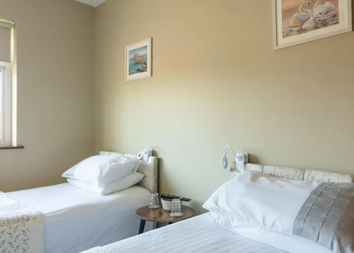 Avalon House Guest house